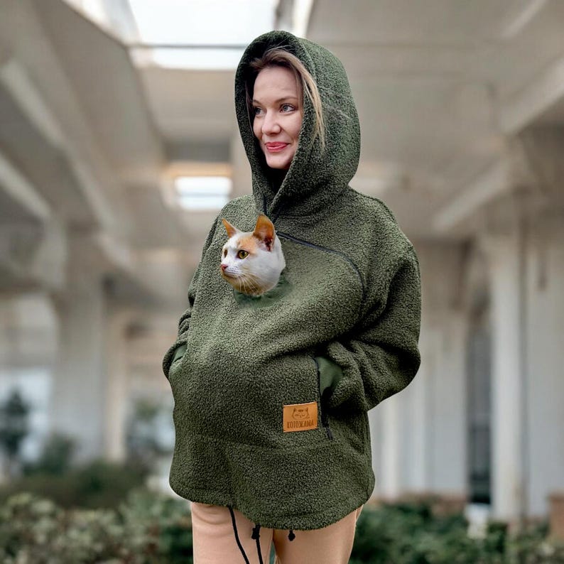 Handmade Bouclé Pet Carrier Hoodie with Pocket – Cozy Clothing for Dogs & Chihuahua, Alternative to Dog Bed, Bag, Sling and Accessories